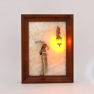 Картина-панно "Девушка с зонтом" с подсветкой на камне оникс
